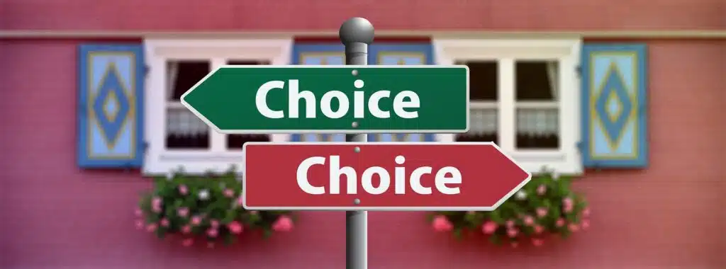 Chapter 7 Vs Chapter 13 Bankruptcy image depicting choice.