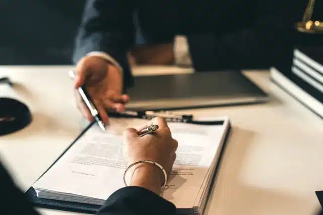 How Chapter 13 Bankruptcy Stops Car Repossession img How Chapter 13 Bankruptcy Stops Car Repossession img